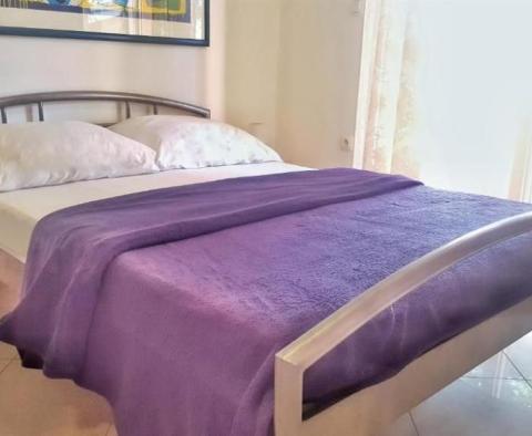 Dom z 6 apartamentami w Novi Vinodolski, 250 metrów od morza - pic 24