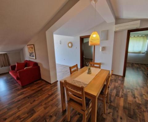 Krásný červený dům s panoramatickým výhledem na moře v Crikvenici - pic 20