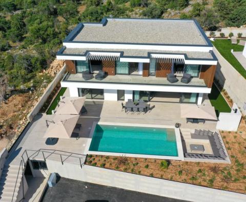 An exceptional modern villa with a swimming pool on Pag island, Novalja area - pic 7