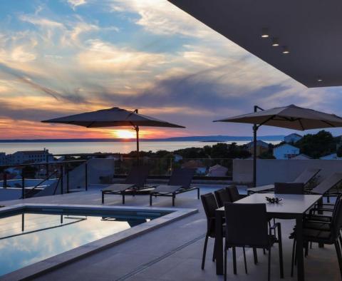 An exceptional modern villa with a swimming pool on Pag island, Novalja area - pic 20