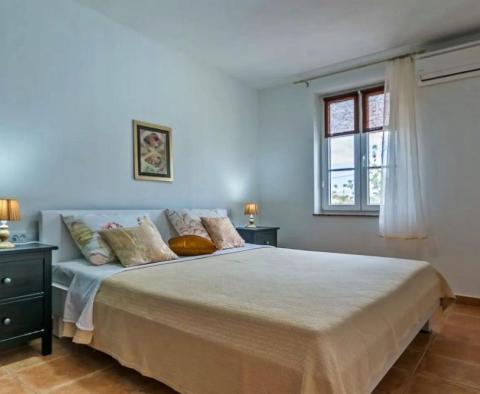 Impressionnante villa classique à Barban - pic 25