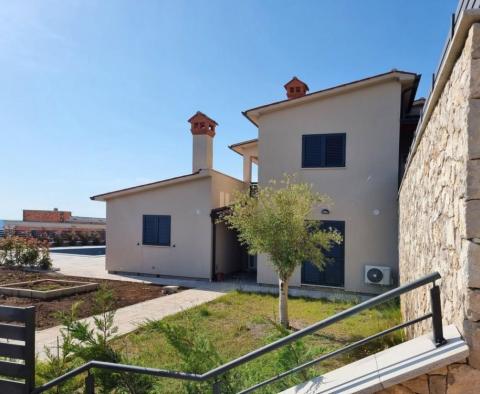 Villa with swimming pool and sea view in Rabac area, 4 km from the sea - pic 2