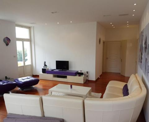 Appartement exclusif dans une villa Art Nouveau à 50 mètres de la mer - pic 9