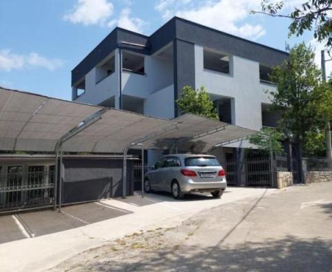 Apart-Haus mit 5 Wohnungen 150 Meter vom Meer entfernt in Selce! - foto 2