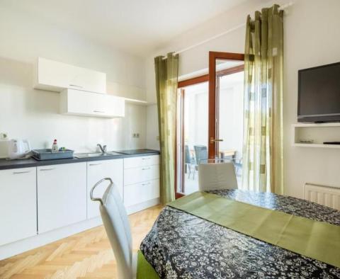 Apart-Haus mit 5 Wohnungen 150 Meter vom Meer entfernt in Selce! - foto 16