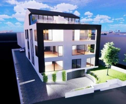 New duplex penthouse of perfect location in Rovinj, only 200 meters from the sea - pic 4