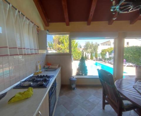Immeuble avec vue mer à Fazana, à 500 mètres de la mer - pic 36