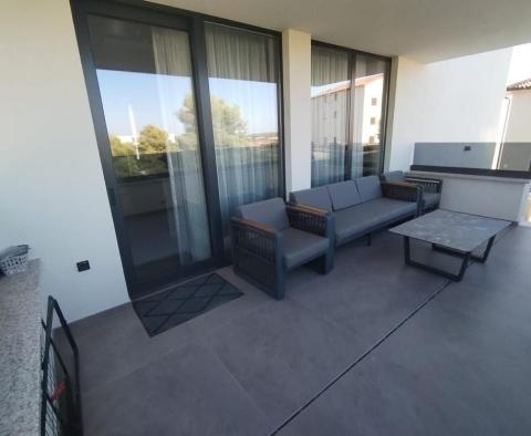 Stunning new modern villa in Medulin, 150 meters from the sea - pic 14