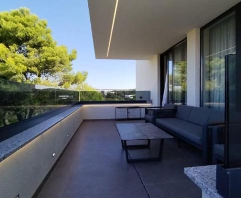 Stunning new modern villa in Medulin, 150 meters from the sea - pic 47
