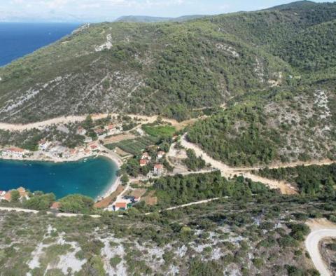 Agro land plot for sale in Jelsa area, on Hvar island - 1st line to the sea - pic 4