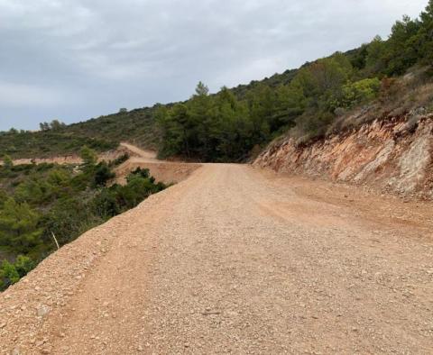 Agro land plot for sale in Jelsa area, on Hvar island - 1st line to the sea - pic 8