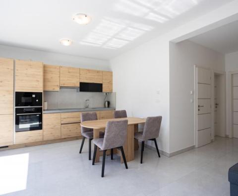 Luxury apartment in Ciovo 200 meters from the sea, with swimming pool - pic 19