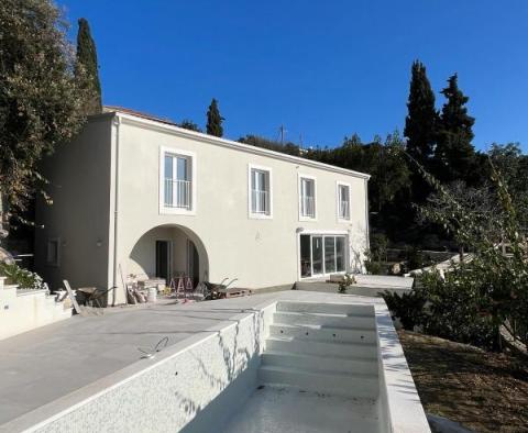 Seltene neue Villa in der 1. Reihe zum Meer auf Ciovo - foto 18