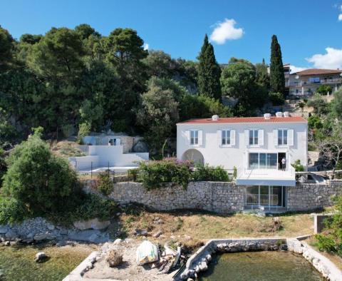 Seltene neue Villa in der 1. Reihe zum Meer auf Ciovo - foto 8