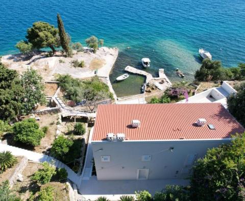Seltene neue Villa in der 1. Reihe zum Meer auf Ciovo - foto 2