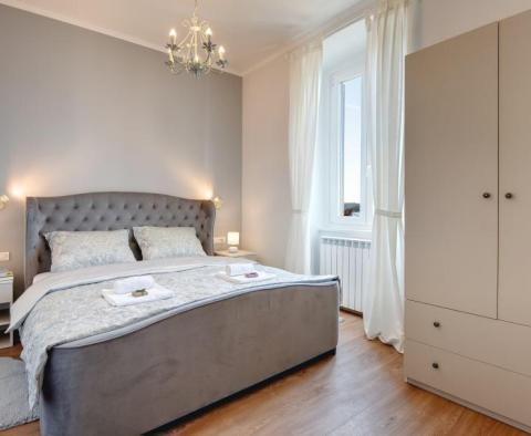 Odnowiony apartament nad brzegiem morza z 3 mieszkaniami 129 m2 - pic 5