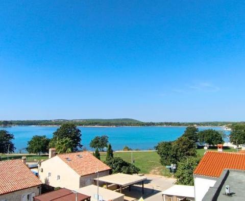 Apartment of 72m2 on the ground floor of a new complex in Medulin, 100m from the sea, view, terrace - pic 12