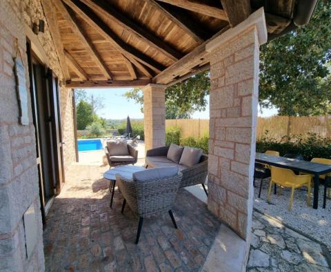 Lovely decorated villa in Sveti Lovreč - pic 8