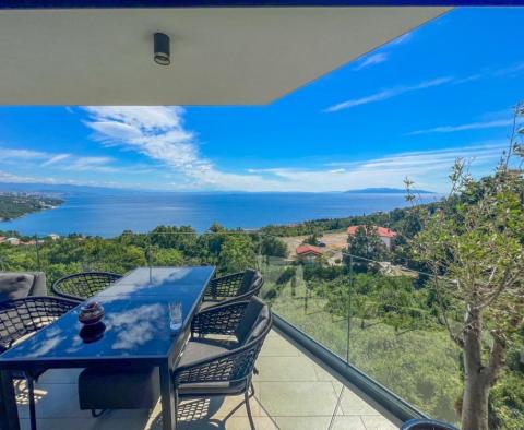Penthouse Opatija központja felett garázzsal, panorámás kilátással a tengerre - pic 3