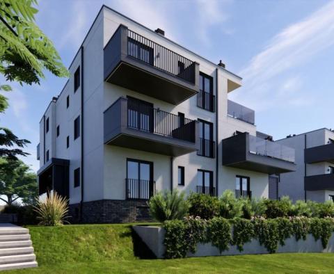 Luxus apartman egy új épületben, 100 m-re a tengertől, panorámás kilátással a tengerre Medulinban - pic 5