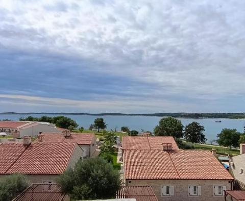 Luxus apartman egy új épületben, 100 m-re a tengertől, panorámás kilátással a tengerre Medulinban - pic 27