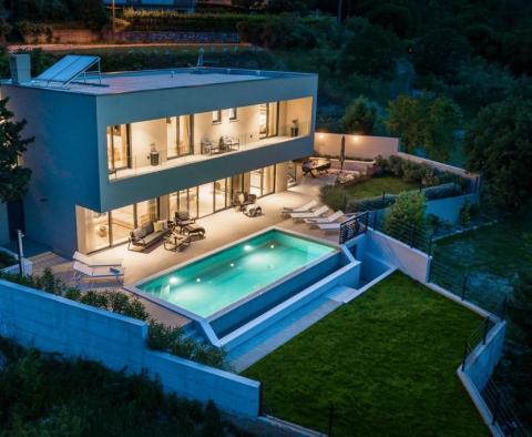 Atemberaubende neue Villa in der Gegend von Rabac mit Panoramablick auf das Meer - foto 46
