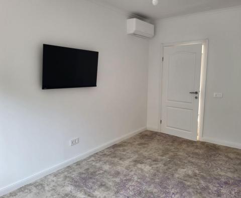 Nouvelle maison individuelle avec une intimité totale dans le quartier de Barban - pic 15