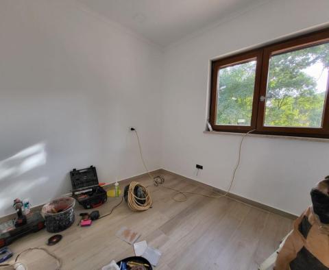 Nouvelle maison individuelle avec une intimité totale dans le quartier de Barban - pic 16
