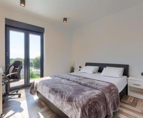 Bright new villa in Vodnjan area - pic 36