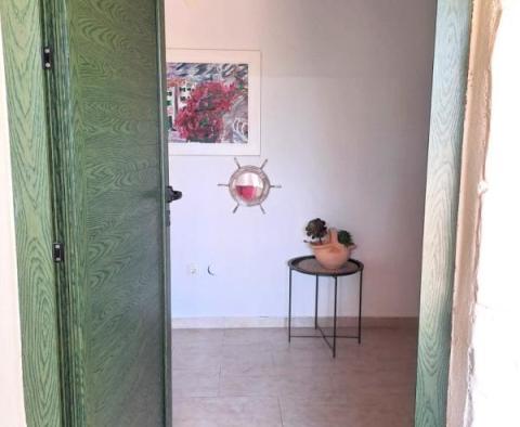 Samostatně stojící dům v oblasti Starigrad na ostrově Hvar s olivovým polem - pic 13