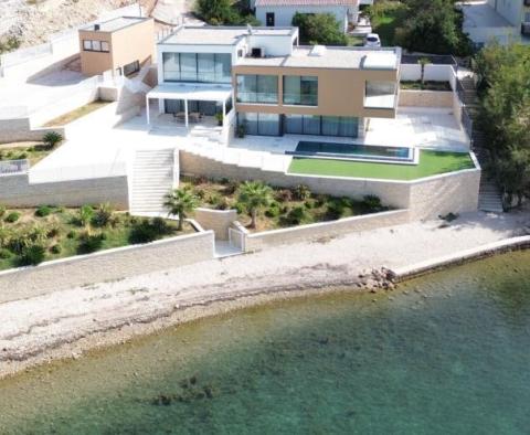 Superbe villa design en 1ère ligne près de Zadar ! - pic 10