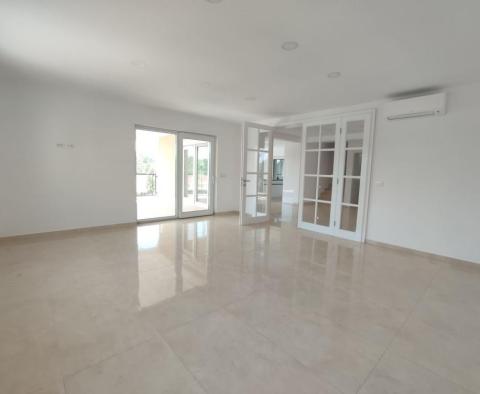 Super villa in Crveni Vrh, Umag cca. 1 km from the beach - pic 16