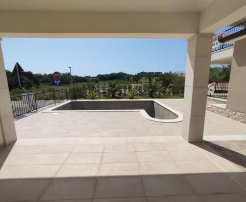 Super villa in Crveni Vrh, Umag cca. 1 km from the beach - pic 25