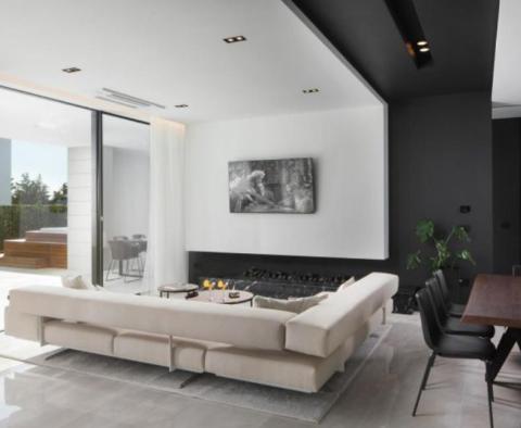 Magnificent modern villa cca. 100 meters from the sandy beach in Starigrad-Paklenica area - pic 38