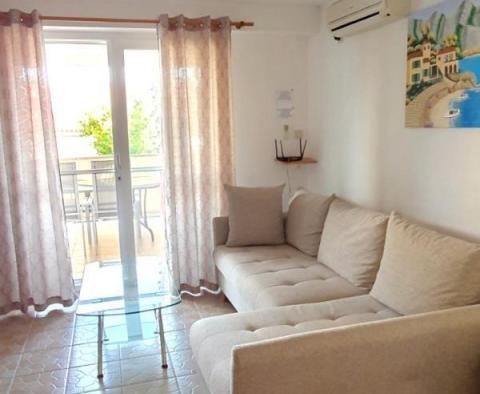 Családi három apartman ház, 90 m-re a tengertől Vis-szigeten - pic 5