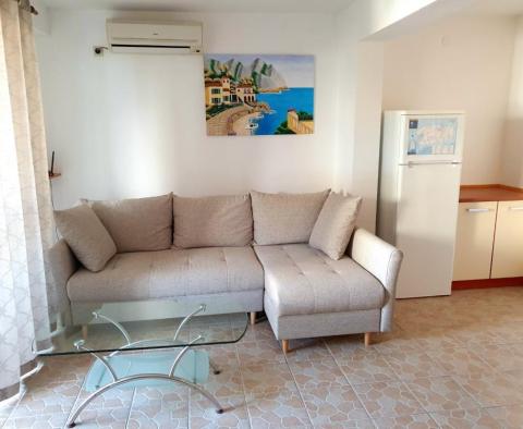 Családi három apartman ház, 90 m-re a tengertől Vis-szigeten - pic 6