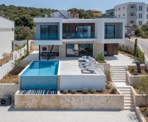 Futuristic villa in Razanj area of Rogoznica 150 meters from the sea - pic 8