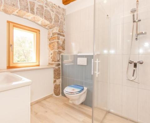 Egy gyönyörű kővilla úszómedencével Krk szigetén, Vrbnik területén - pic 13