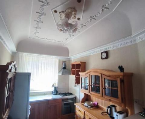 Недвижимость с 4 апартаментами в районе Умага, в 3 км от пляжа - фото 27