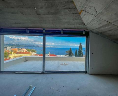 Luxurious apartment in an exclusive location in the centre of Opatija - pic 8
