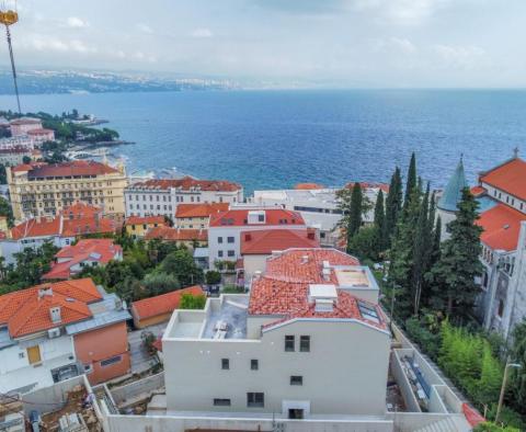 Luxurious apartment in an exclusive location in the centre of Opatija - pic 10