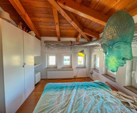 Kedvezményes! Kiváló apartman egy újabb épületben, medencével a strand közelében, panorámás kilátással és garázzsal Iciciben! - pic 19