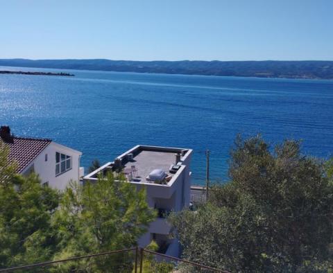 Új, rendkívüli villa az Omis riviérán, 50 méterre a tengertől - pic 42