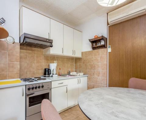 Dům se 3 apartmány v Risika, oblast Vrbnik, ostrov Krk - pic 13