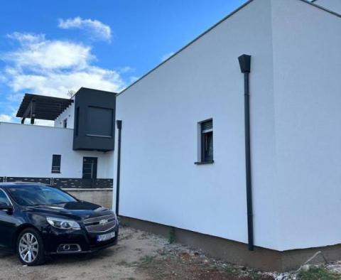 Maison moderne avec vue mer à Galizana ! - pic 4