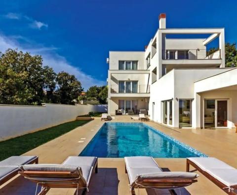 Villa spacieuse près de la plage de Liznjan, à 800 mètres de la mer - pic 36