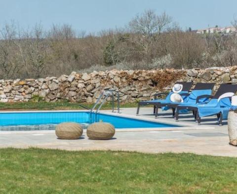 Indigenous stone villa in Lovrec with a spacious estate of 9000 sq.m. - pic 5