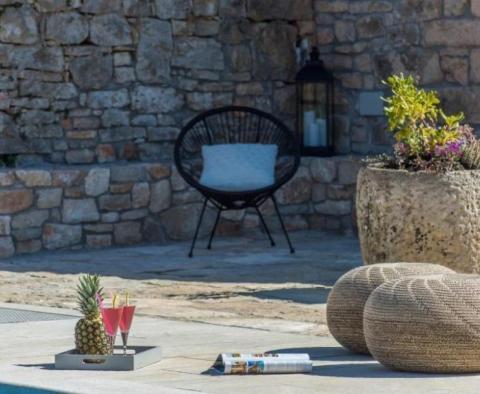 Indigenous stone villa in Lovrec with a spacious estate of 9000 sq.m. - pic 31