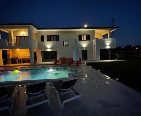 Villa in Sveta Nedelja, Labin-Gebiet - foto 16