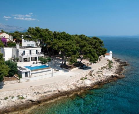 New villa on Brac on the 1st line to the sea, with boat mooring - pic 2